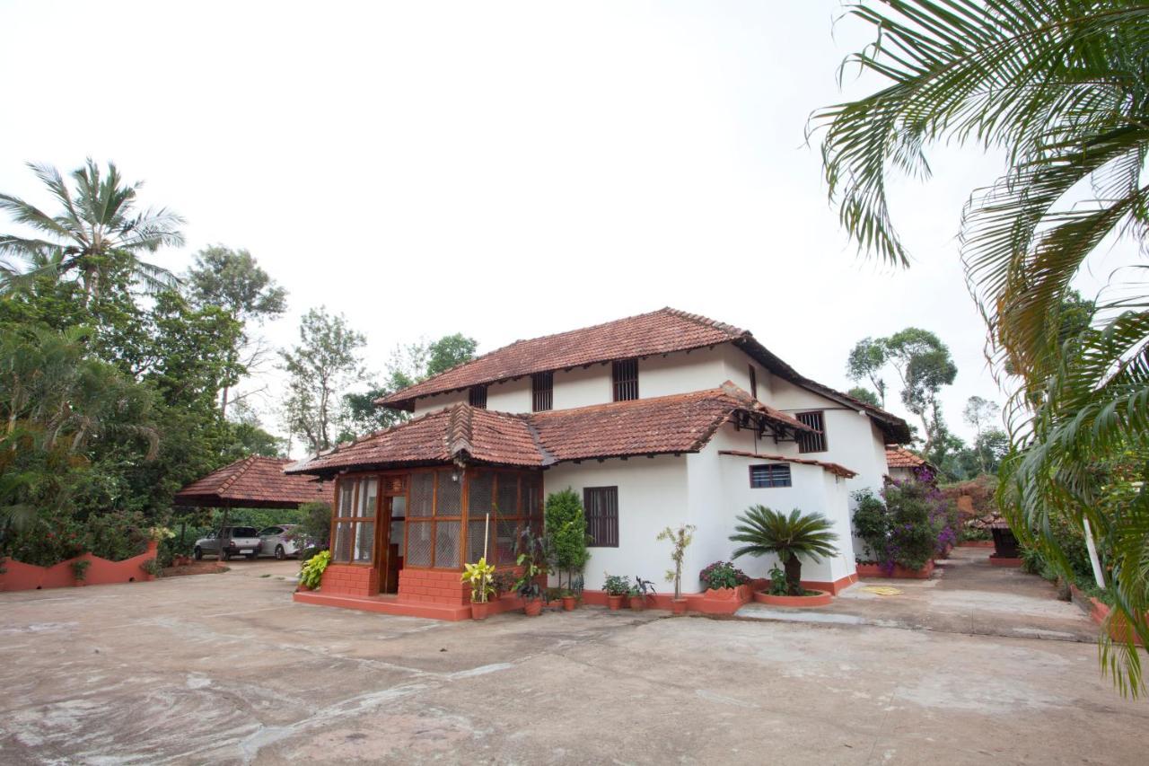 The Blue Mountains Estate Stay Madikeri Exterior photo