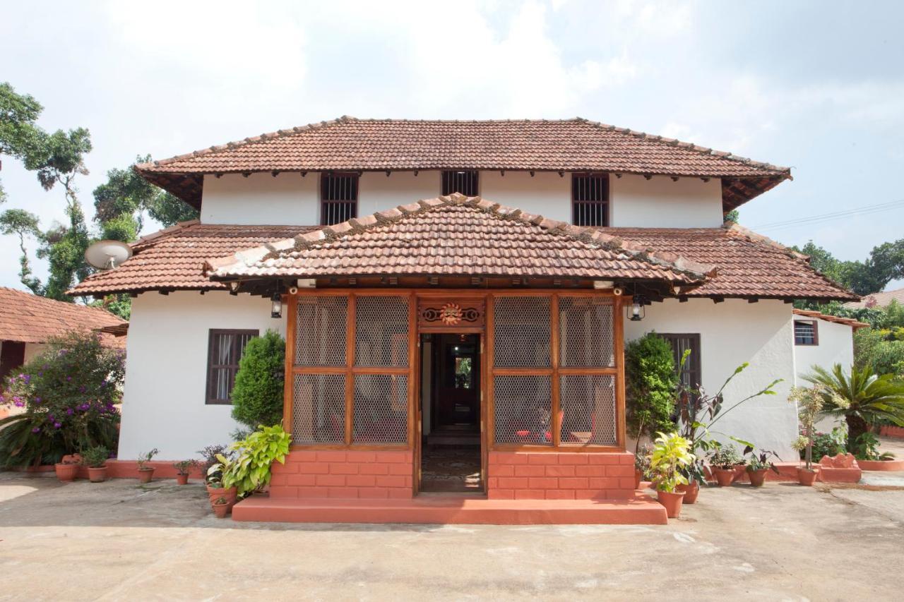 The Blue Mountains Estate Stay Madikeri Exterior photo